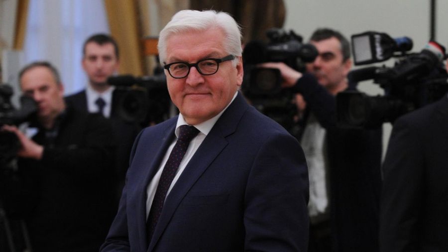 Президент ФРГ Штаймайер призвал политиков и военных к ответу за «преступления» на Украине