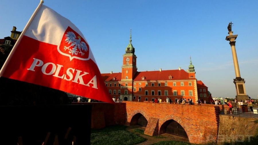 Польша не просто так хамит России: Варшава обладает страховкой на случай прекращения поставок газа