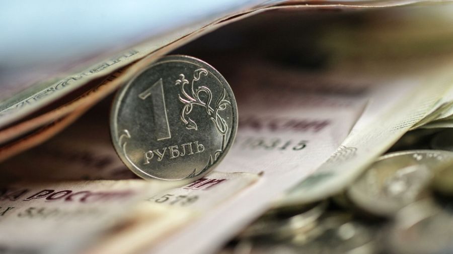 Bloomberg: названный Байденом "щебнем" рубль уверенно отыгрывает падение