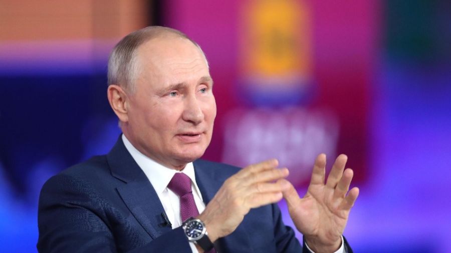 «Рост зарплат, пенсий и МРОТ»: Путин поручил до 20 апреля разработать идеи по увеличению выплат