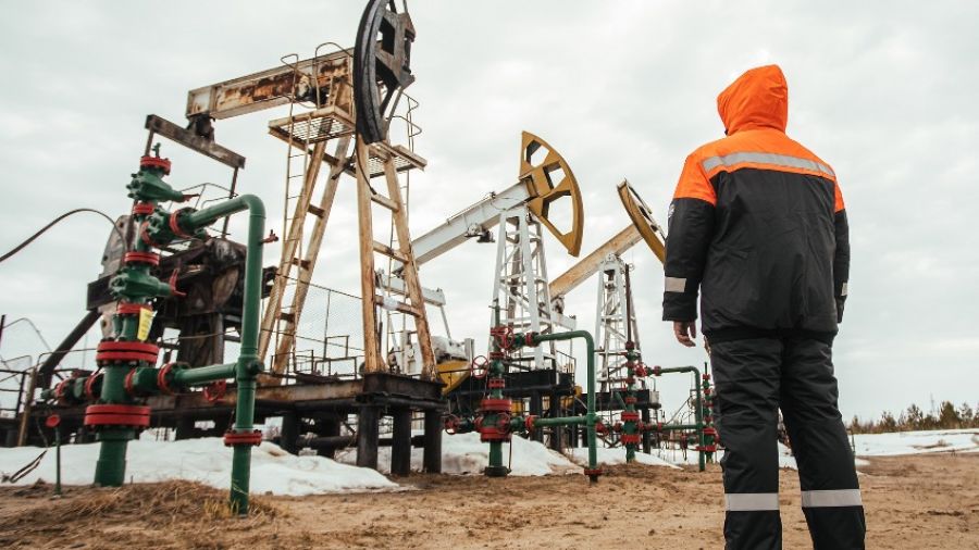 Единственный в Прибалтике НПЗ Orlen отказывается от использования российской нефти