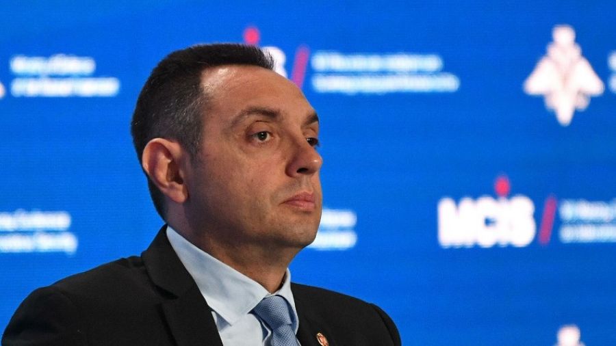 Глава МВД Сербии Вулин подтвердил, что Белград не намерен вводить санкции против РФ