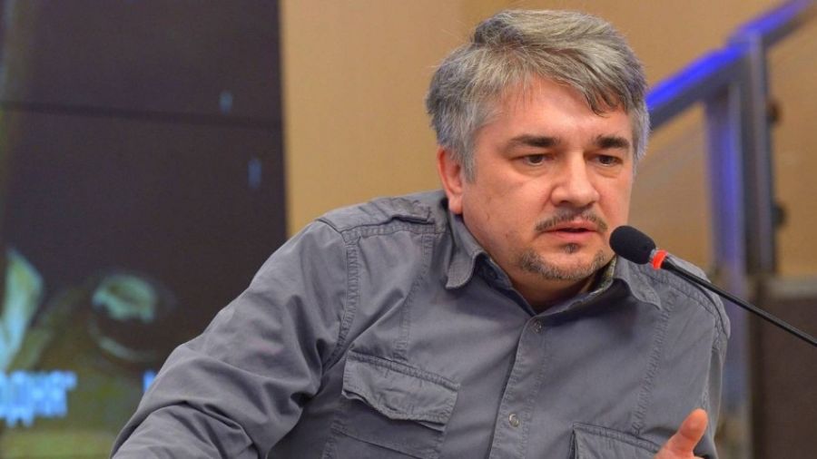 Политолог Ищенко: националисты, заблокированные на «Азовстали», могут скоро сдаться