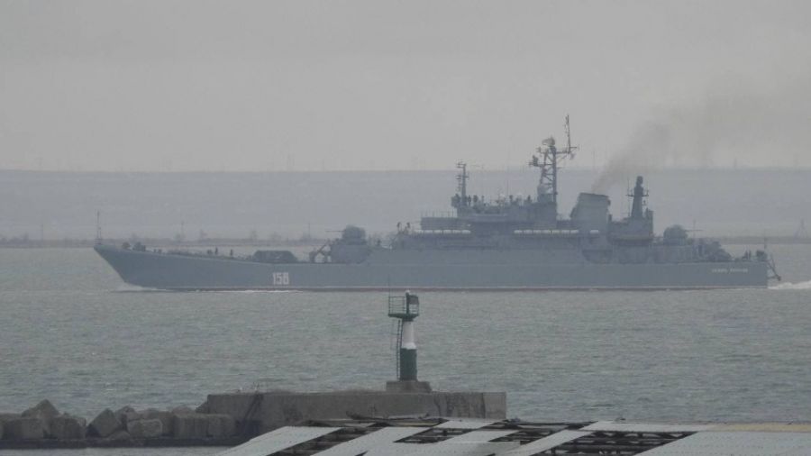 USNI News: корабли ВМФ РФ в Азовском море снабжают войска ВС РФ на Украине