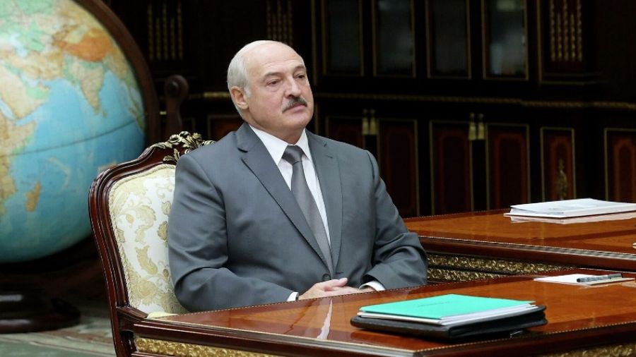 Лукашенко призвал США "вспомнить лидера, который хотел изменить мир", указывая на Гитлера
