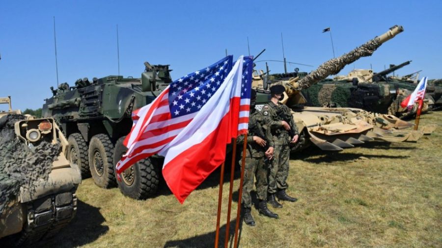 НАТО ищет возможности приблизиться к границам России, сообщают американские СМИ