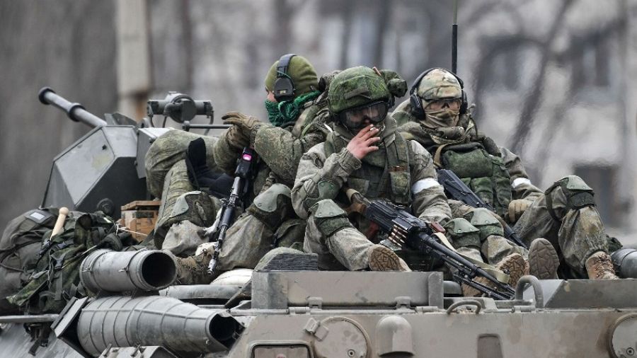 Defence24: ВС РФ используют нестандартные решения при использовании гаубиц в Мариуполе