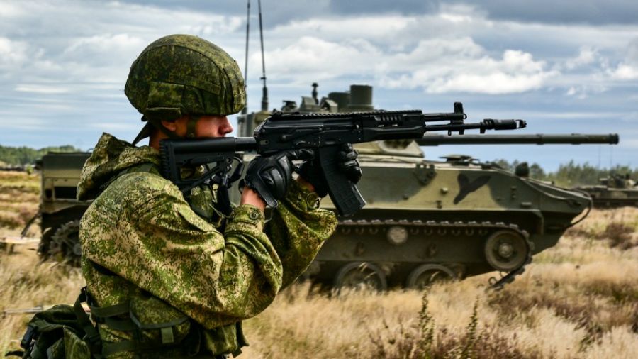 РВ: Бронегруппа "Отважных" ВС России внезапно ворвалась на позиции ВСУ под Кременной