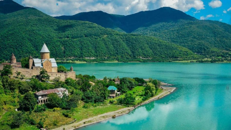 «ЭС»: Путешественников из РФ предостерегли от пяти основных ошибок, совершаемых в Грузии