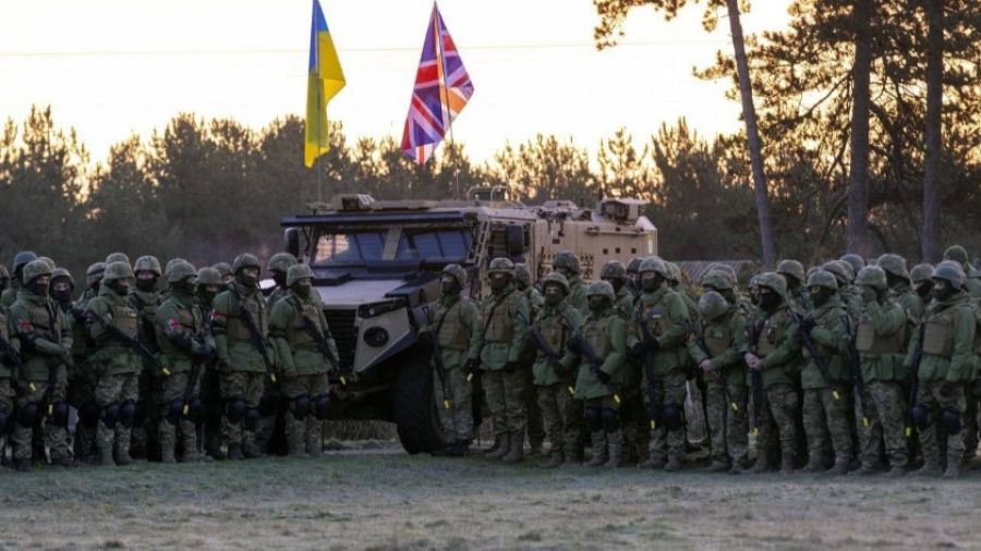 РИА Новости: Киев бросает на передовую под Кременной солдат теробороны