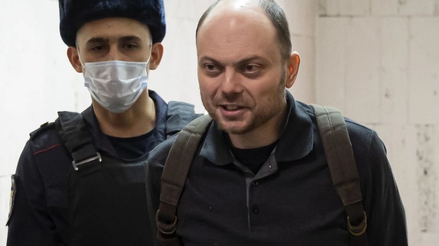 Журналиста Кара-Мурзу* приговорили к 25 годам тюрьмы за госизмену и фейки о ВС РФ