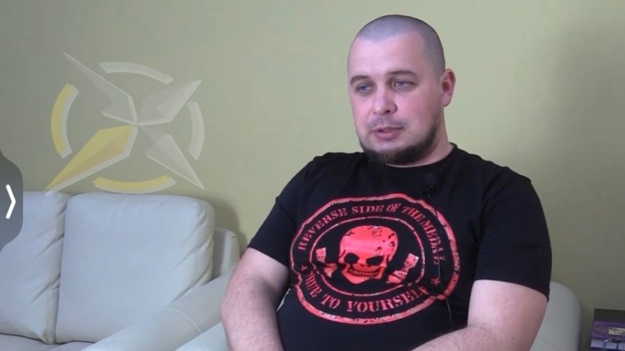 Опубликованы кадры допроса Треповой, подозреваемой в убийстве военкора Татарского