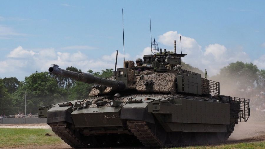 МК: Пленный боец ВСУ пожаловался на отсутствие британских танков Challenger в войсках
