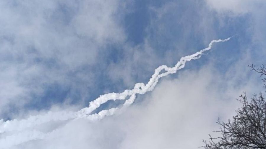 Опубликованы кадры работы ПВО в Феодосии, где сегодня сбили украинскую ракету