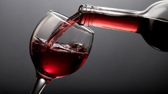 Алкогольный эксперт Небольсин рассказал, почему цены на вино в РФ вырастут