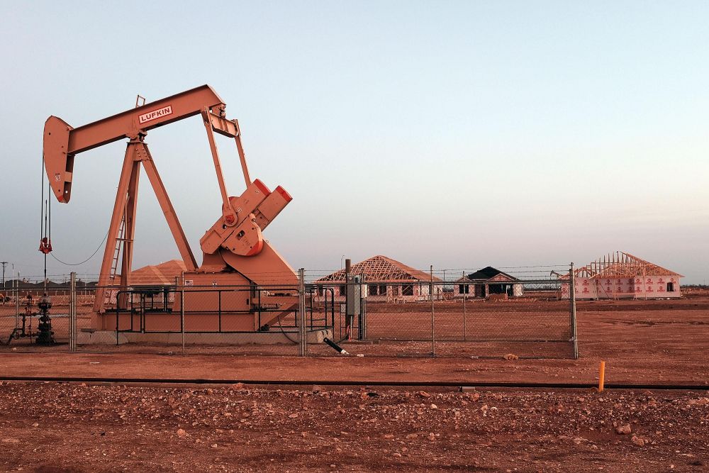 Техасская нефть подорожала более 65 долл.