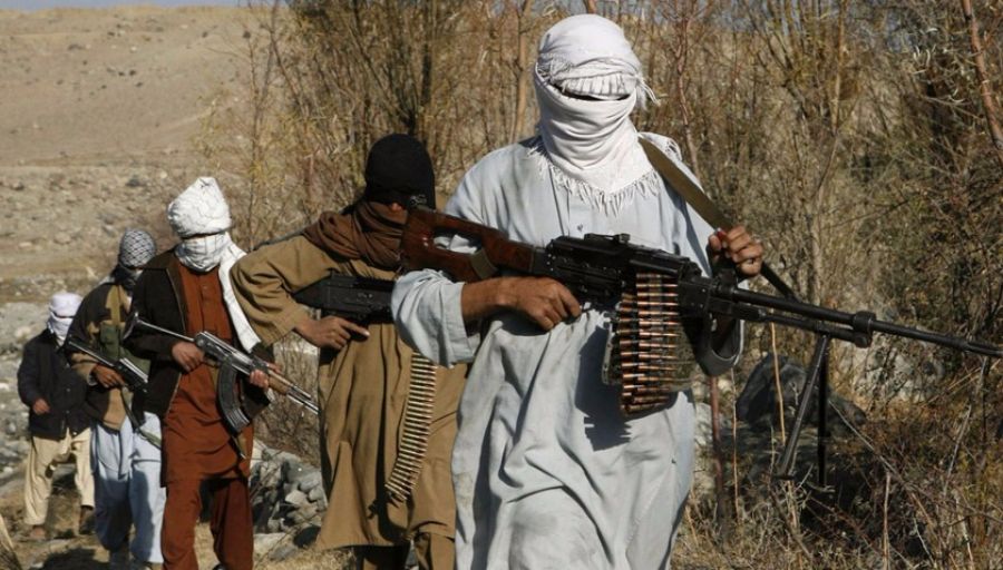 Талибы* стягивают военную технику и свои отряды к границам Таджикистана