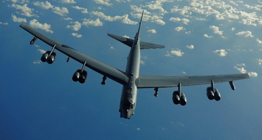 США перебрасывают к границе с Россией четыре стратегических бомбардировщика В-52