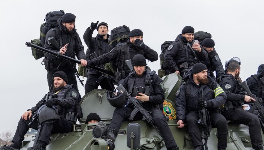 Герой РФ и командир спецотряда "Ахмат" Алаудинов заявил, что его бойцы бьются не за деньги