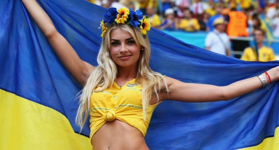 СП: Если и будет на Украине перемога, то только топлес – считают патриотки «неньки»