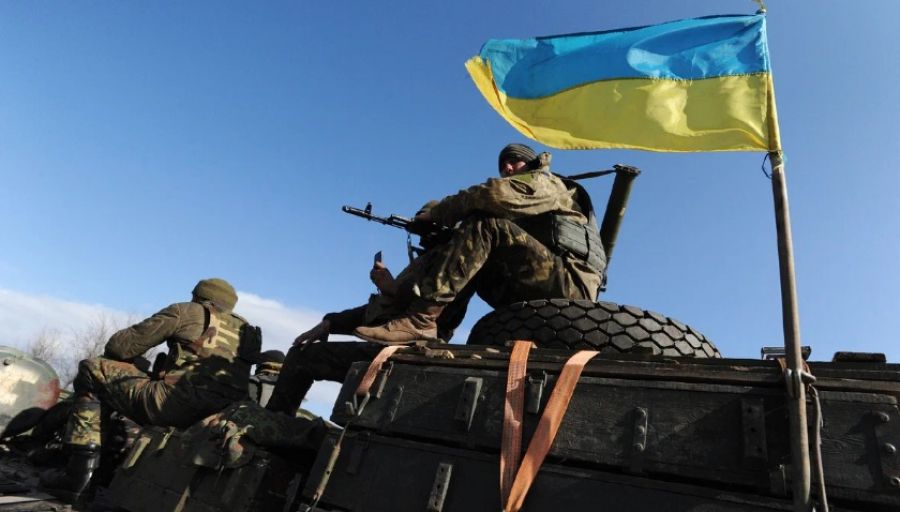ЕС займется подготовкой снайперов и саперов для Украины