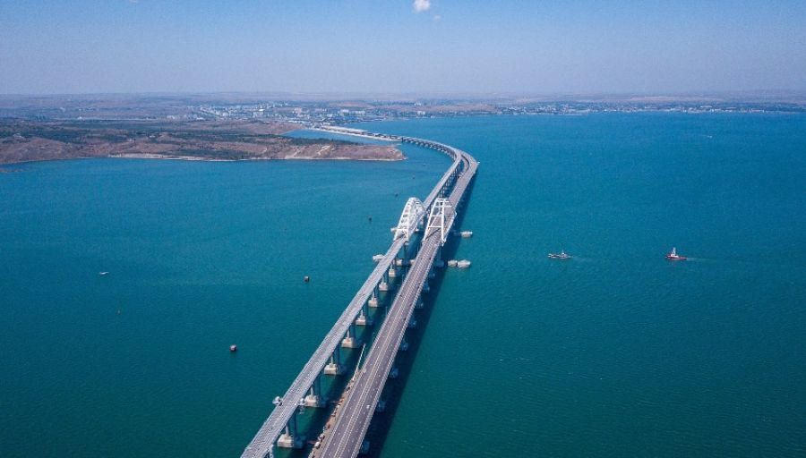 Украина не перестает угрожать разрушением Крымского моста