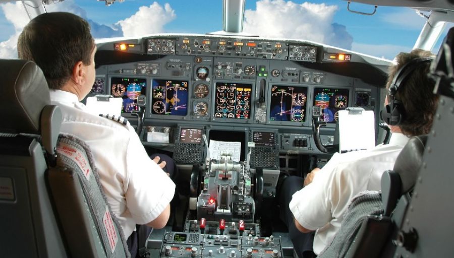 ВЗГЛЯД: МО Великобритании поручило проверить подготовку пилотов после утечек в СМИ