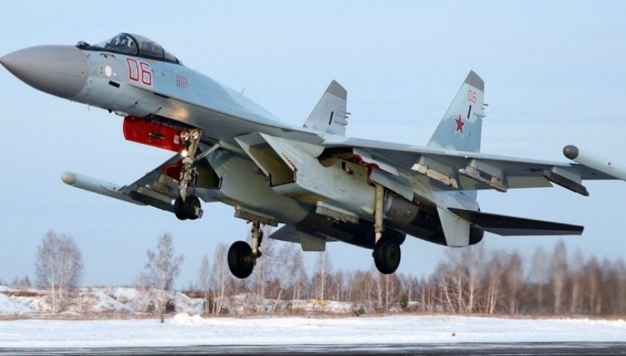 Sina: истребитель ВС РФ Су-35 стал самым непобедимым из-за новых ракет Р-37М