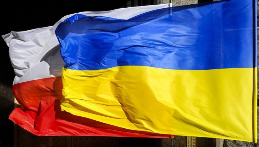 Interia: Поляки признали украинских «туристов» самой большой угрозой для Польши