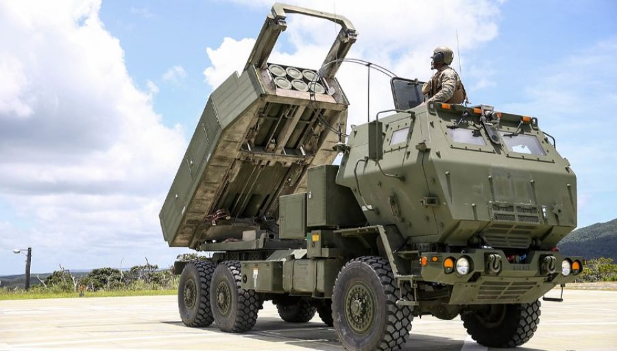 Огромная колонна из 12 РСЗО Himars замечена на границе Румынии, Молдавии и Украины