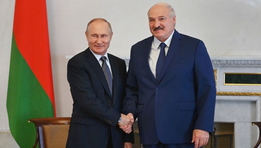 Лидеры России и Белоруссии обсудили ситуацию на Украине