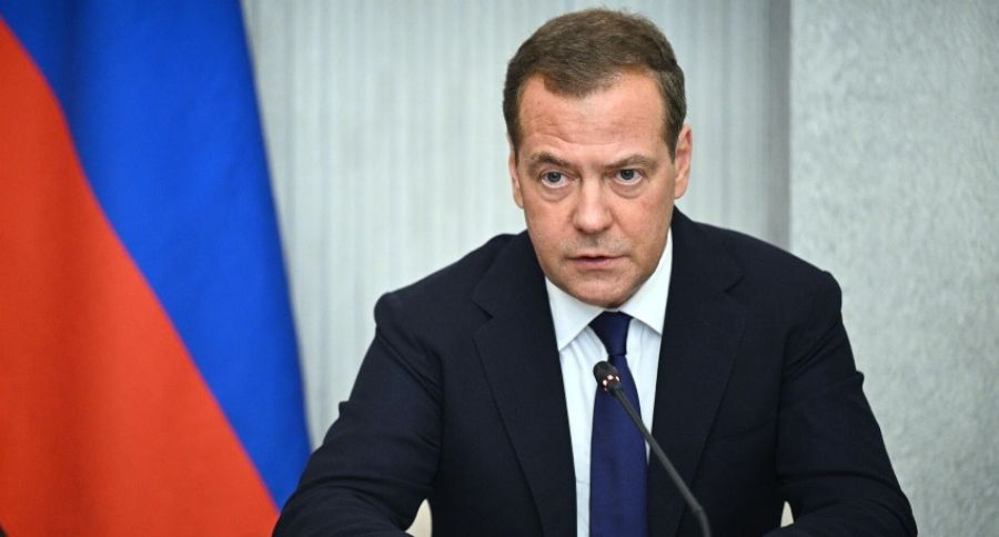 Зеленский получил ответ от Дмитрия Медведева на предложение конфисковать активы РФ