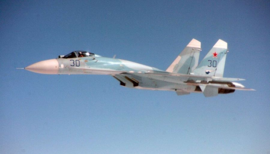 В Балтфлоте объяснили, почему над Калининградом снова летают истребители Су-27