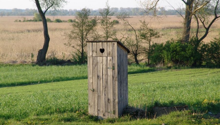 Литва вынуждена вводить государственную систему учета содержимого уличных туалетов