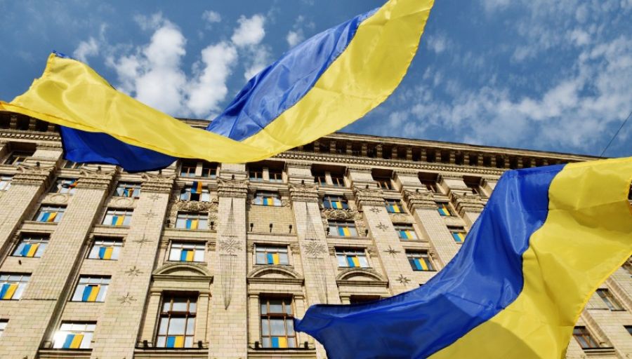 РИА Новости: Украина уже ведет себя как государство-камикадзе