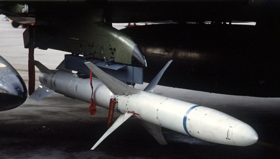 В США случайно раскрыли способ защиты от собственных крылатых ракет AGM-88 HARM