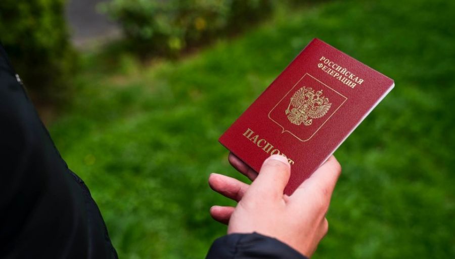 Европа пошла на хитрости ради лишения граждан РФ въезда в шенгенскую зону