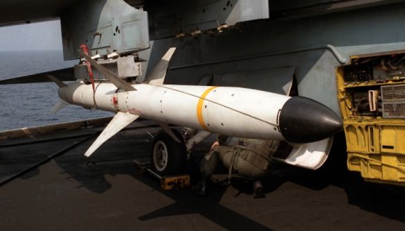 В Донбассе обнаружены остатки противорадиолокационной ракеты AGM-88 HARM США