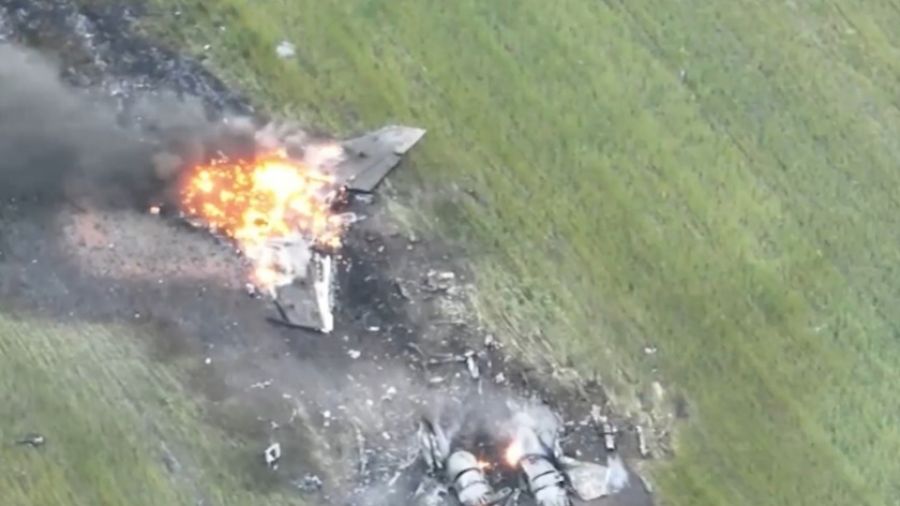МО России: авиация и средства ПВО сбили два украинских Су-25 в зоне СВО