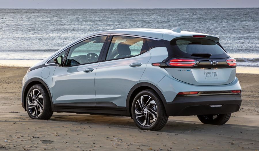 GM потратит 1 миллиард $ на отзыв электромобиля Chevrolet Bolt из-за опасности возгорания