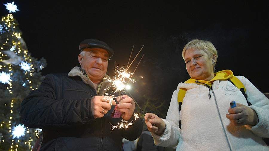 Депутат ГД Евгений Федоров предложил продлить новогодние каникулы пенсионерам.