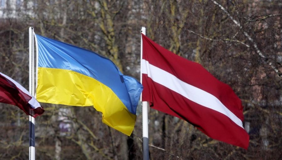 Латвия отправила на Украину генераторы и тракторы для восстановления энергоинфраструктуры