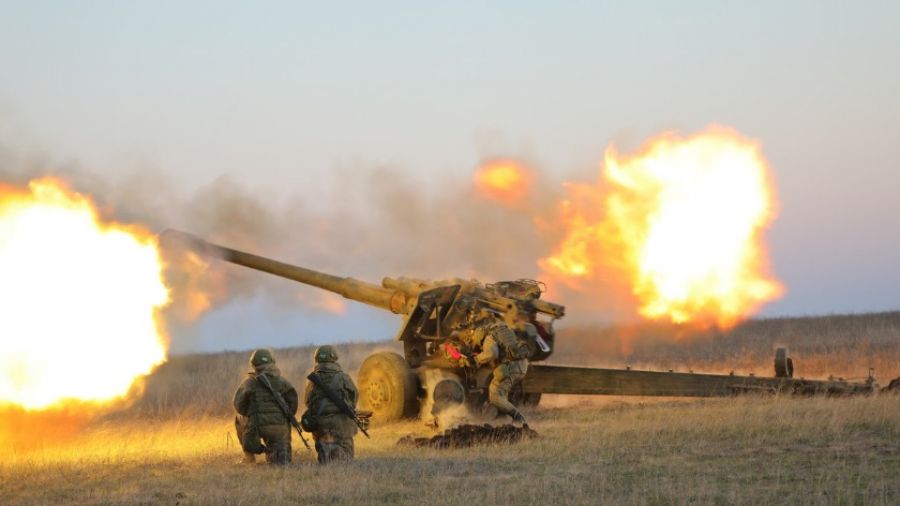 Боевики ВСУ под Артёмовском пытаются наступать, но попадают под огонь артиллерии ВС России