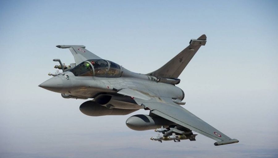 На авиабазу НАТО в Литве перебросили истребители ВВС Франции Rafale, несущие ядерные бомбы