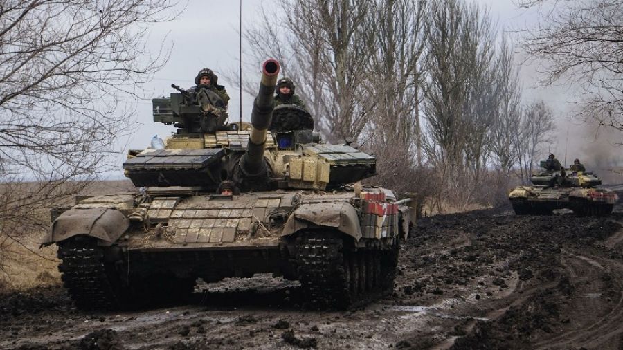 RusVesna опубликовала кадры танкового боя глазами экипажа танкистов ВС России