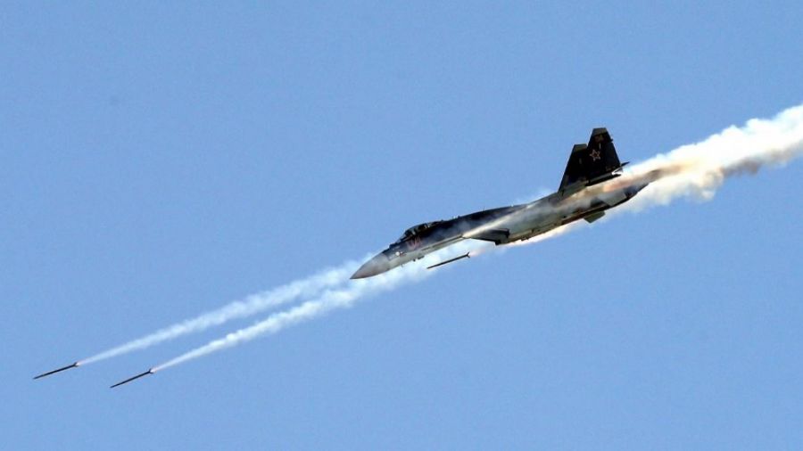 Экипажи Су-25 ВКС России нанесли ракетные авиационные удары по бронированной технике ВСУ