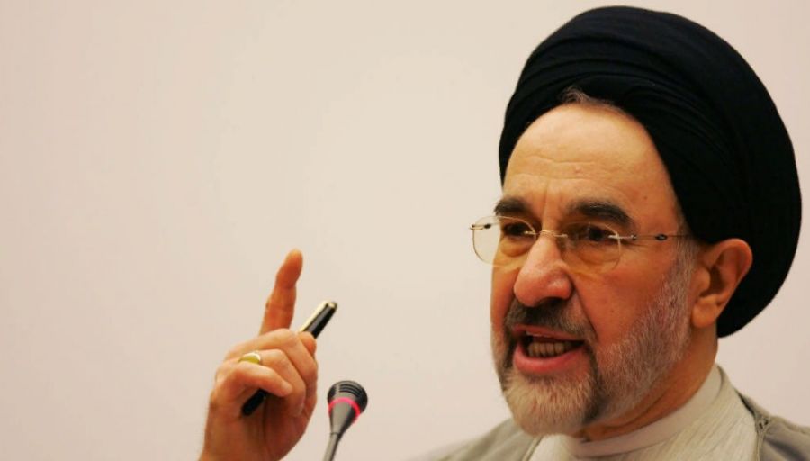 Экс-президент Ирана поддержал протестующих в стране лозунгом "Женщины, жизнь, свобода!"