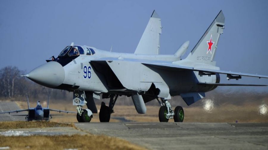 Высотные истребители-перехватчики МиГ-31БМ поступили на вооружение авиаполка ЦВО