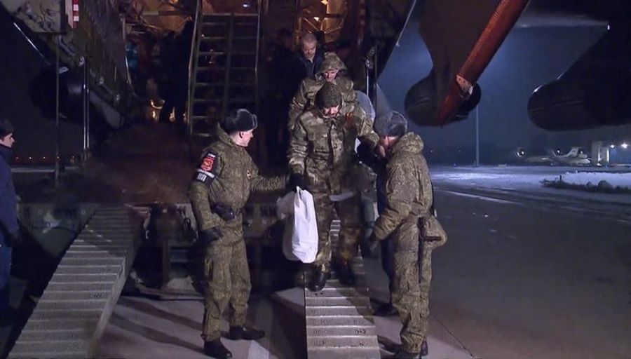 Вернувшийся из плена военнослужащий ВС России проинформировал об издевательствах ВСУ