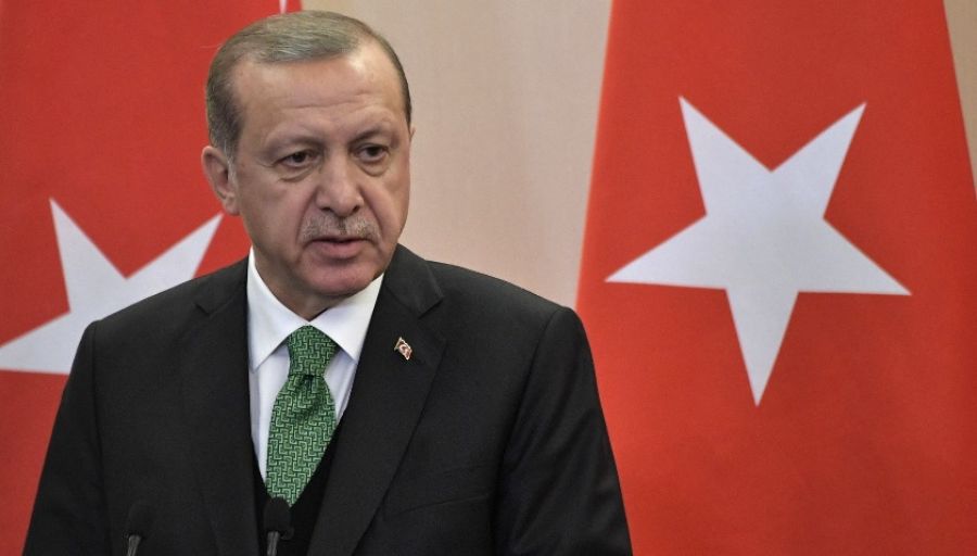 Эксперт Юшков: Эрдоган создает пробки из танкеров ради заработка на нефти РФ